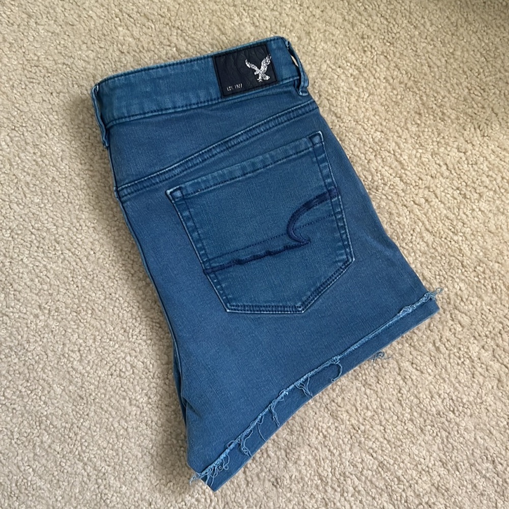 Blue hi-rise shorts